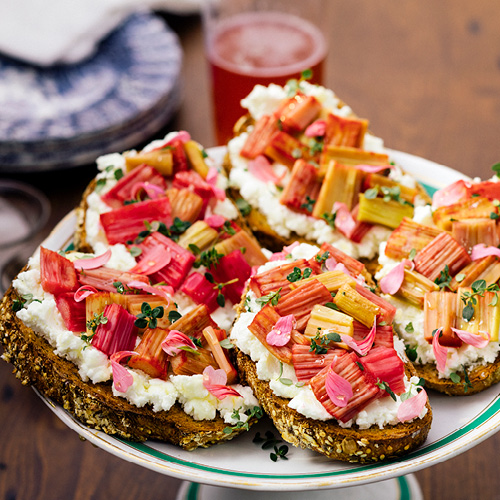 Rhubarb Toast